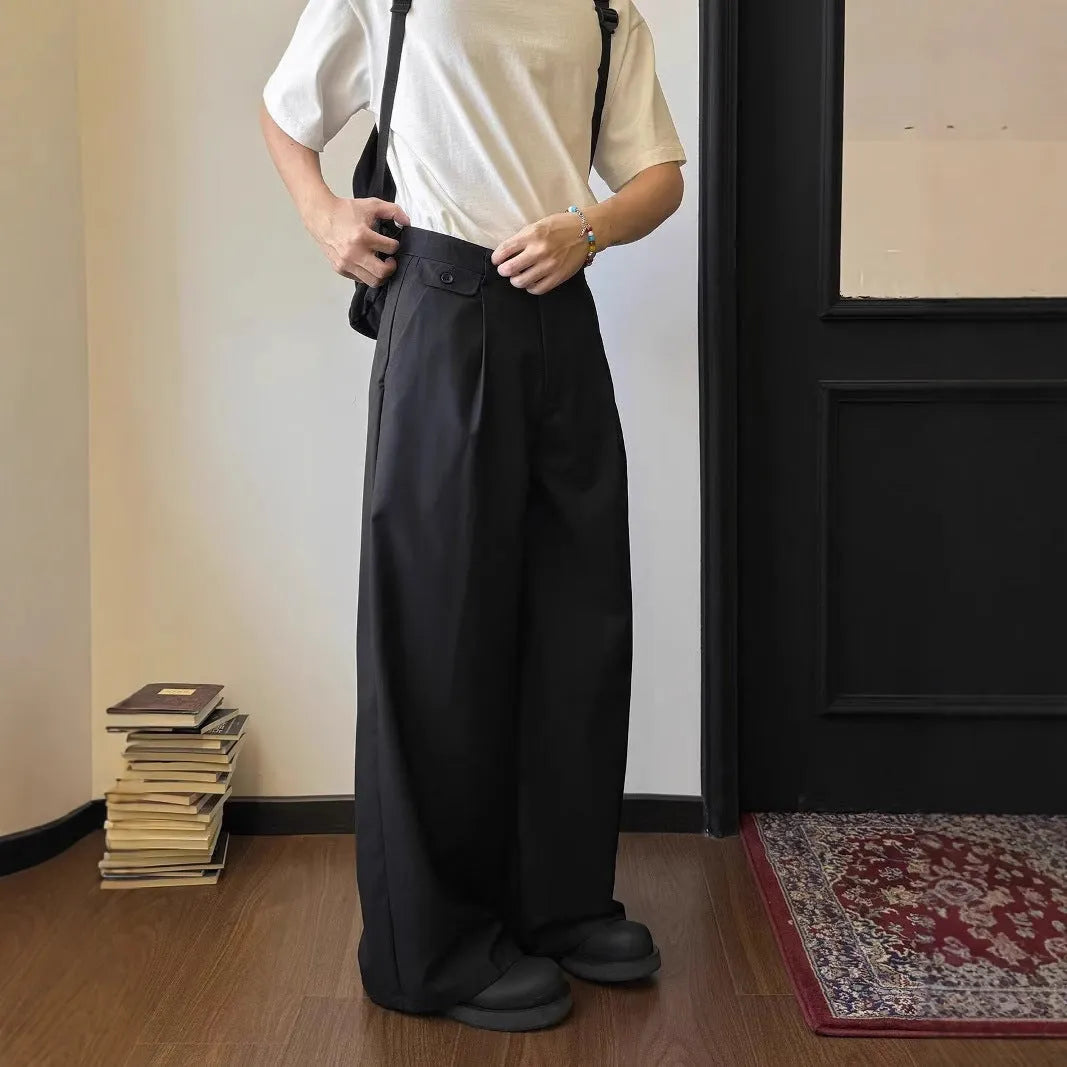 Men's straight leg trousers in black or brown with wide-leg casual styling