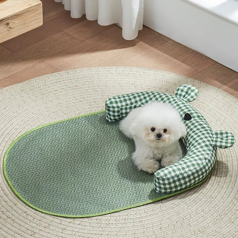 Green reversible dog mat showing cooling gel side and fleece side, with size options S, M, L, XL.