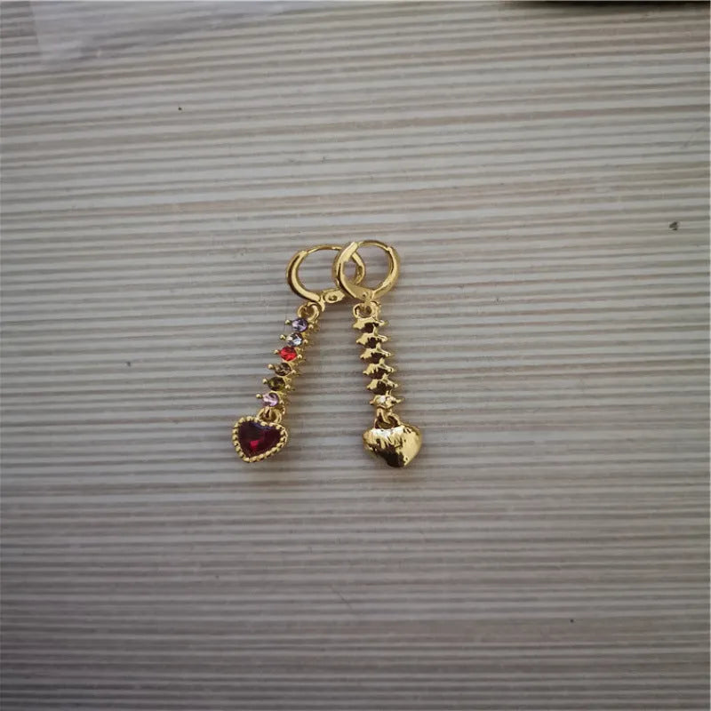 Women's heart-shaped fashion earrings in gold or silver electroplated finish