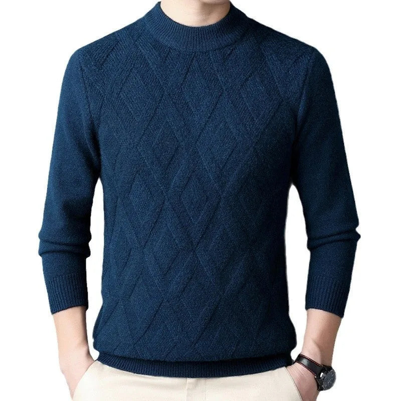 Men's diamond jacquard thermal pullover sweater in a wool-blend fabric on a size chart.
