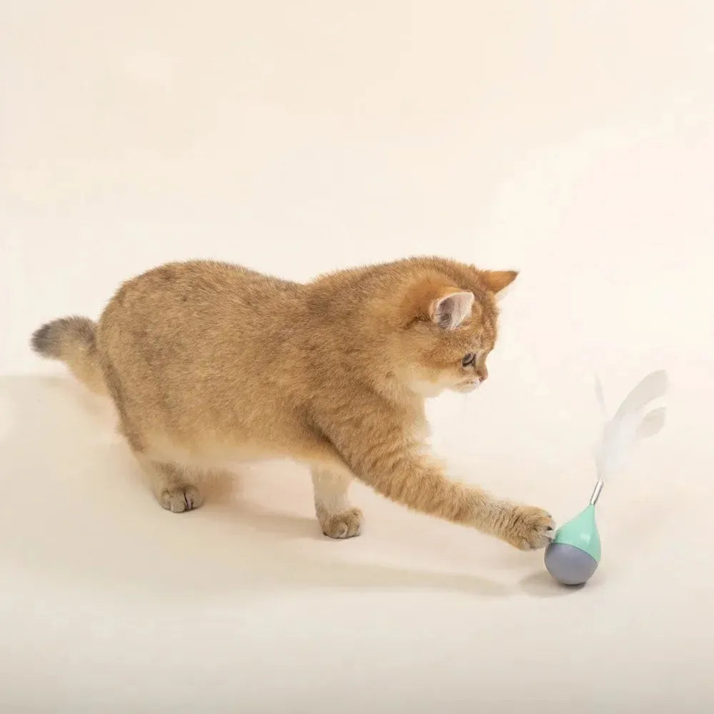 Green feather tumbler cat toy with aluminium alloy tease stick and goose feather teaser