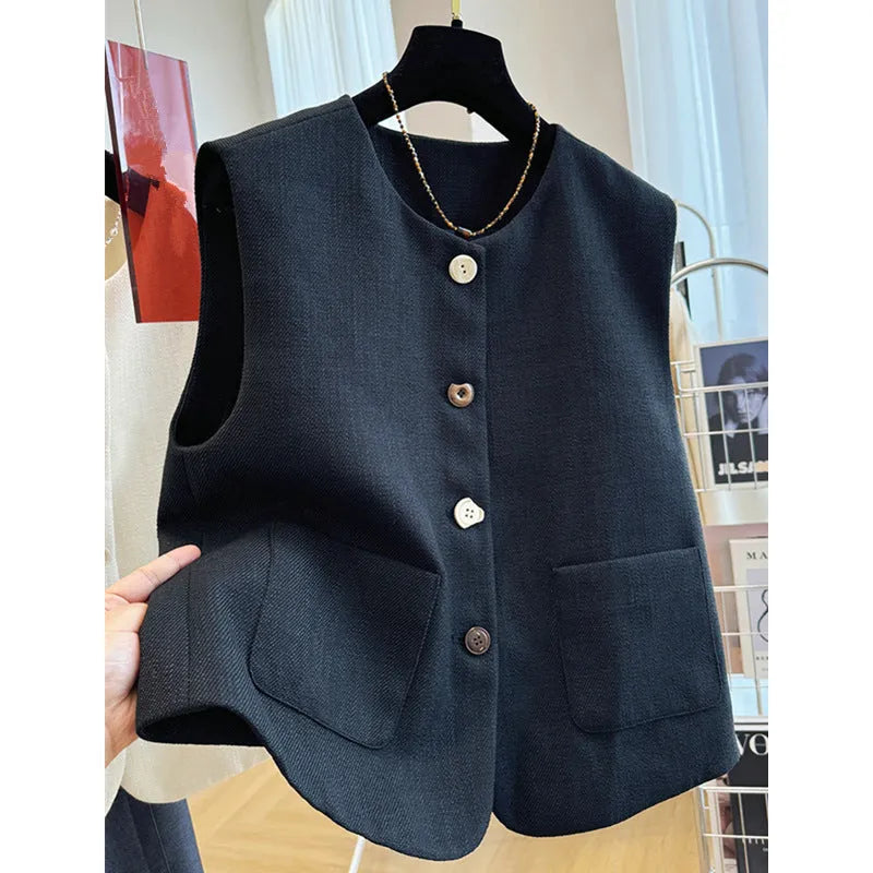 Women's milky white French style bandage vest with round neck, sleeveless design