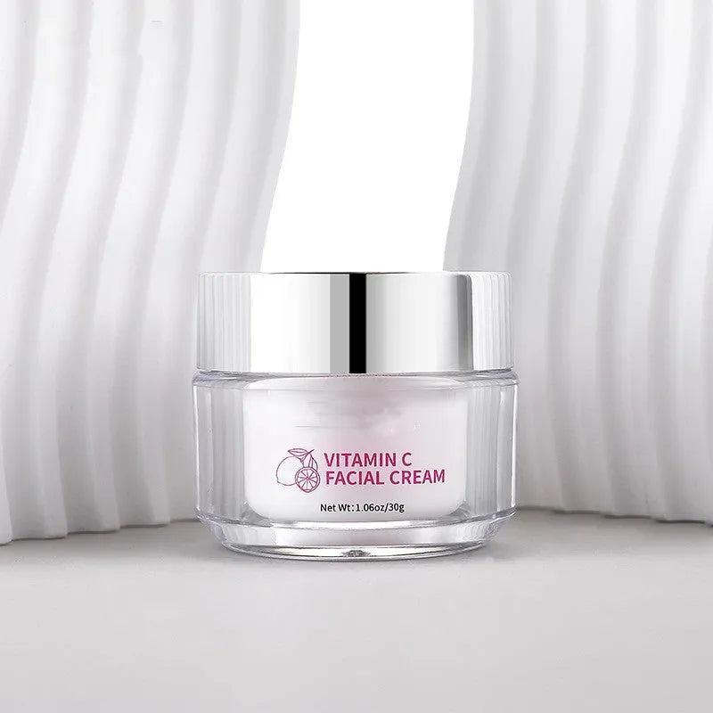 30g Vitamin C face cream jar measuring 6x6x5.2cm for universal skin care