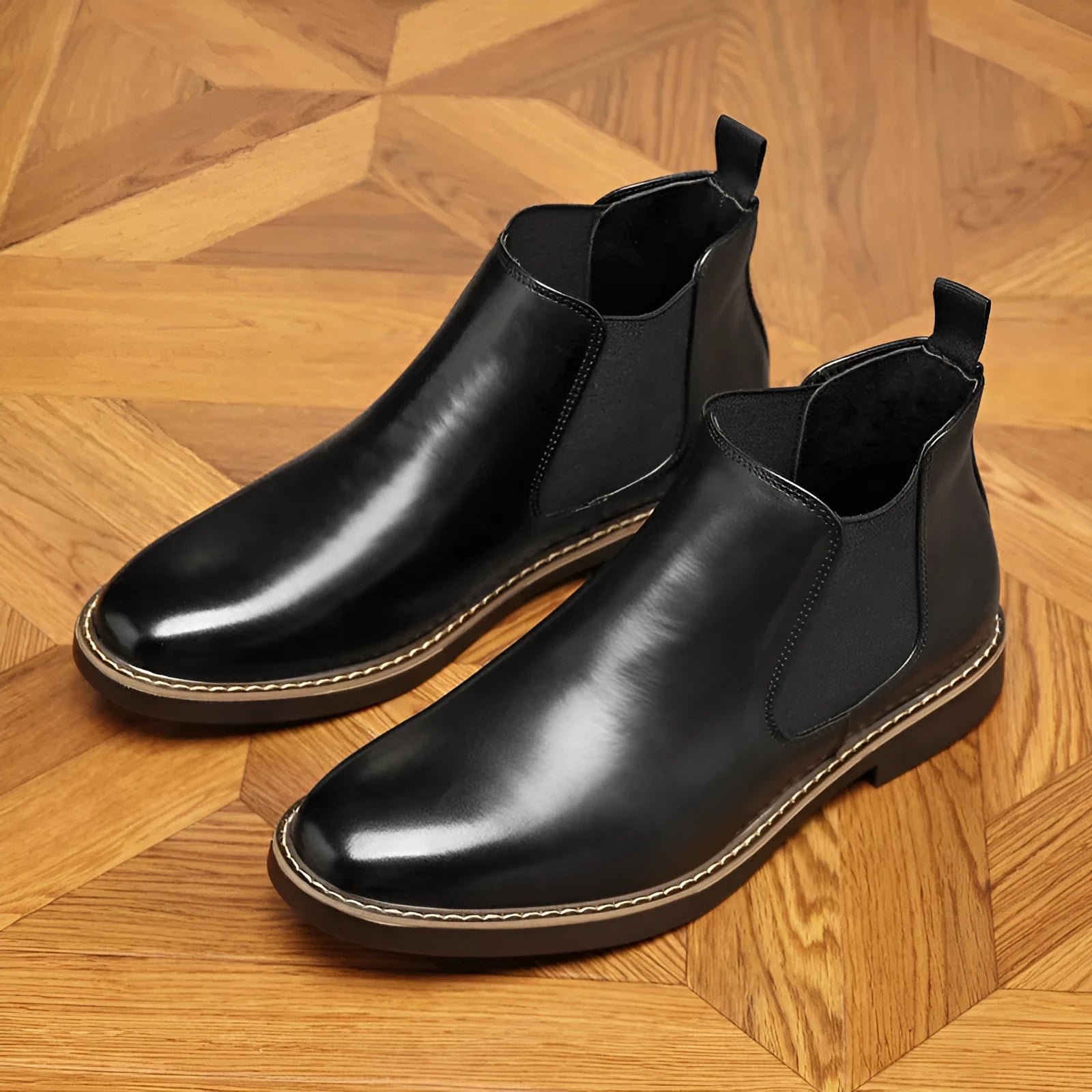 Formal pointed-toe leather boots with square heel in black and brown colour options