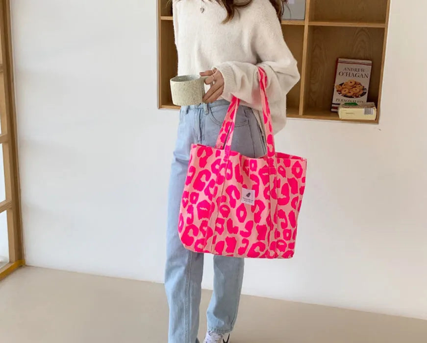 Large Oxford cloth women's shoulder bag with a three-dimensional front pocket in colour contrast option.