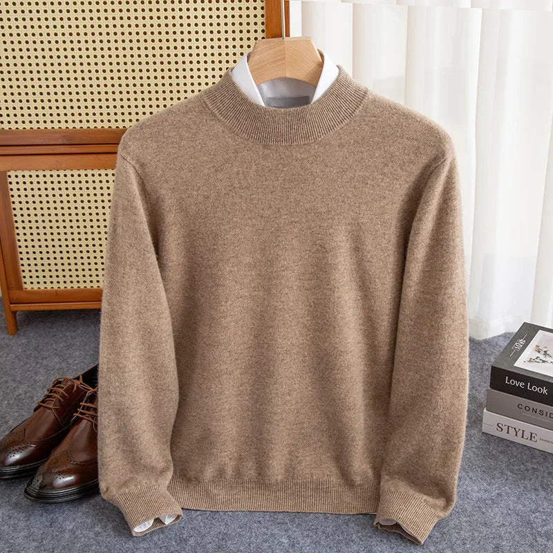 Men's half-collar loose fit wool sweater in rough yarn construction showing light business style