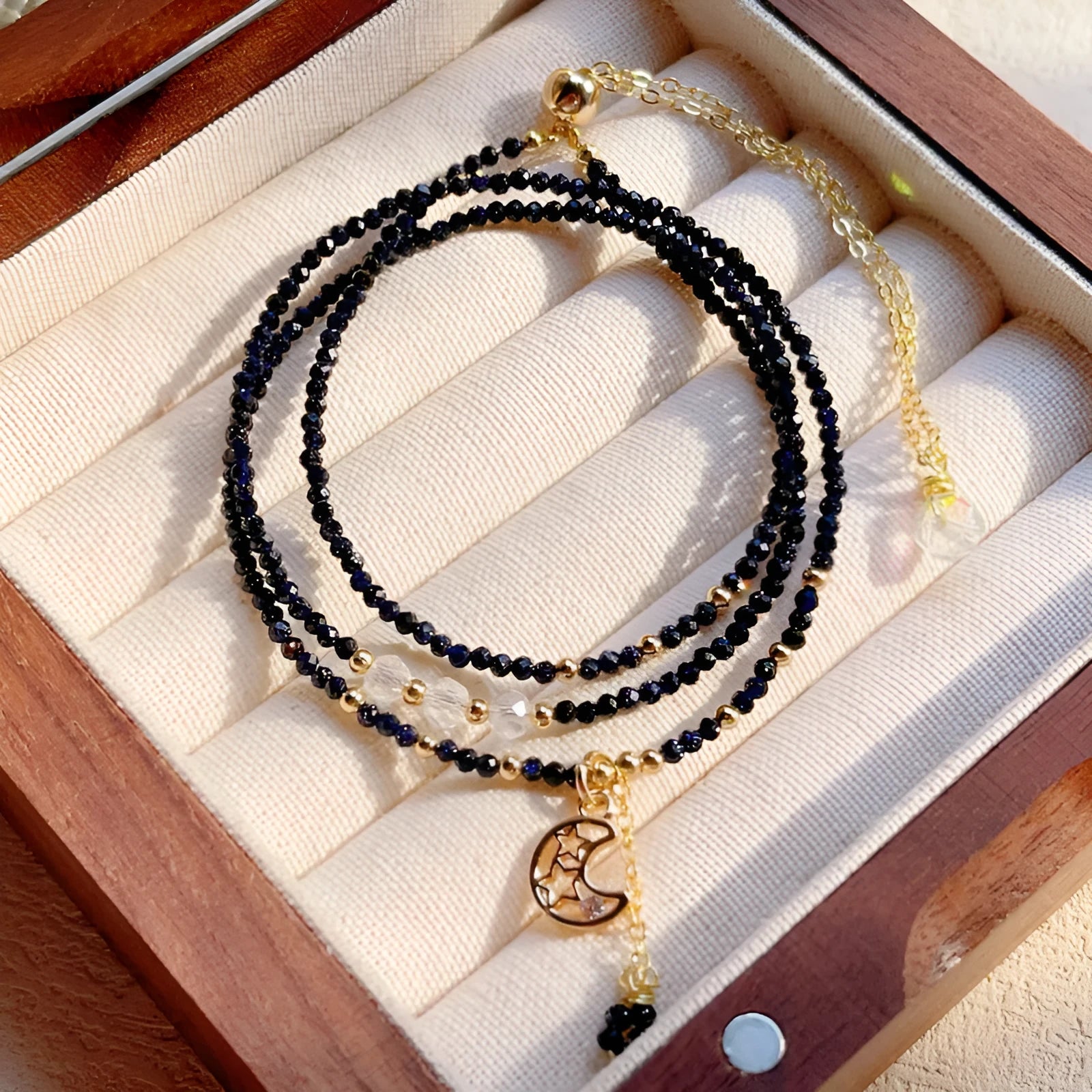 Blue sand stone and gold three-ring bracelet for women with layered construction