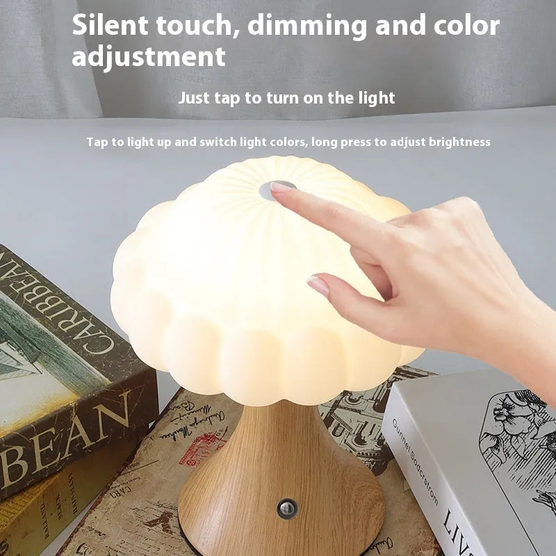 Creative mushroom-shaped touch night light in five colour options for bar and cafe decoration