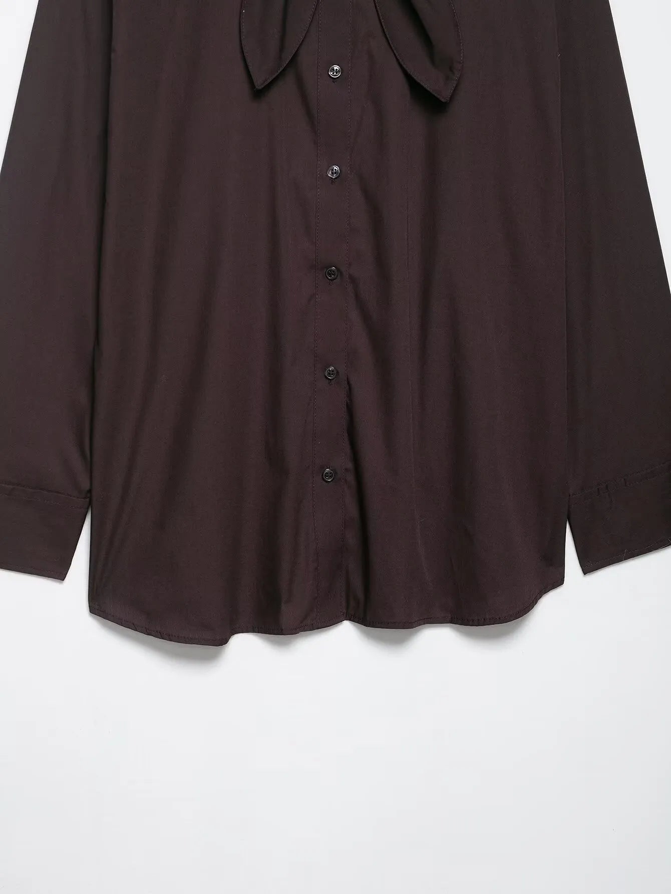Brown women's poplin shirt with bow tie detail and long sleeves in loose fit