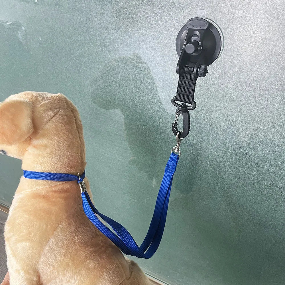 Pet bathing restraint set with suction cup handcuffs and traction ropes in black and blue colour options