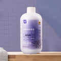500ml bottle of antibacterial anti-mite pet shower gel with deodorising and anti-itch formula for dogs and cats.