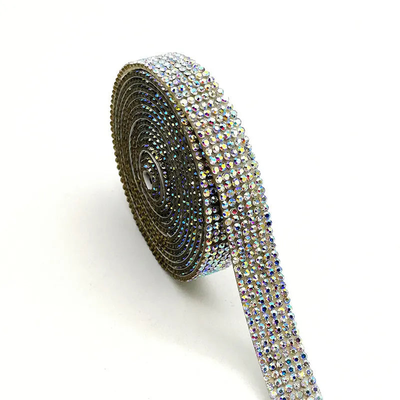 Self-adhesive water drill stick in white and AB colour with electroplated glass construction