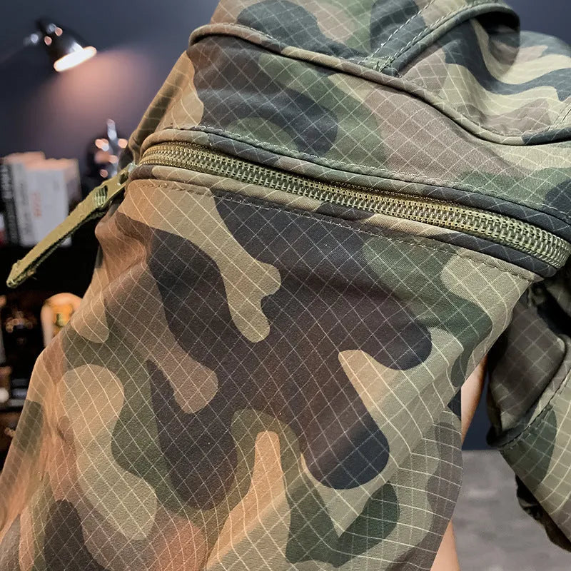 Men's camouflage cargo shorts in loose-fit quick-drying cotton blend fabric