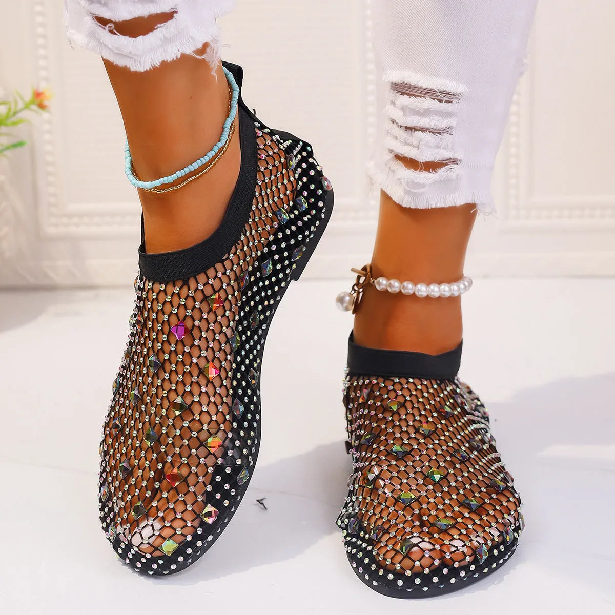 Women's flat sandals with mesh upper and colourful rhinestone decoration, round toe design with rubber sole