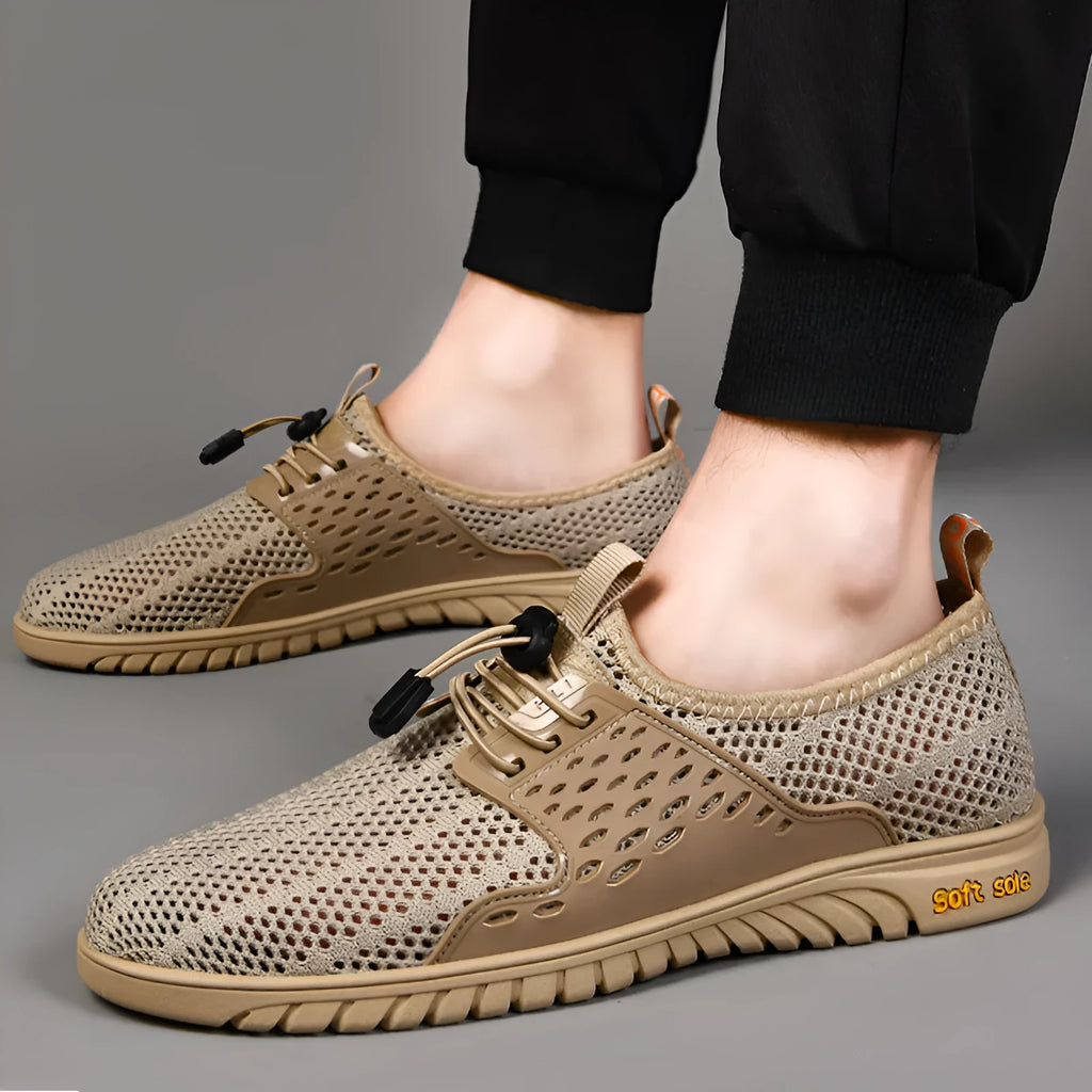 Men's mesh casual shoes in black colour with elastic band slip-on design
