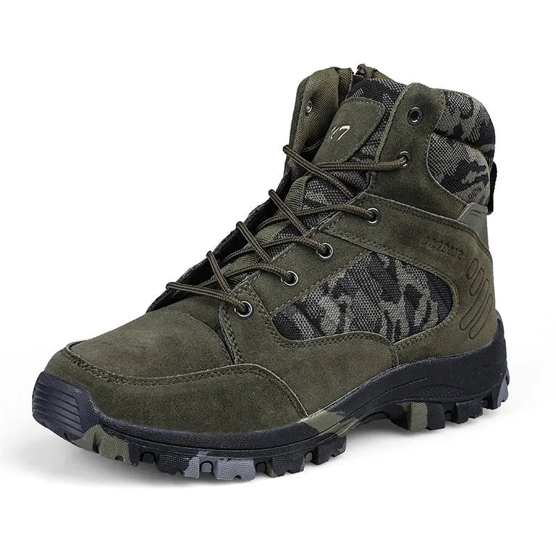 Men's high-top hiking shoes in black camouflage with metal accents on artificial PU upper.