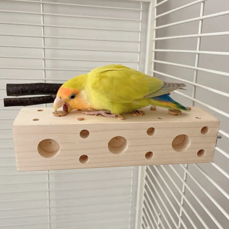 Parrot educational toy for gnawing wood with wooden plugs, available in bulk or bagged and long or short specification.
