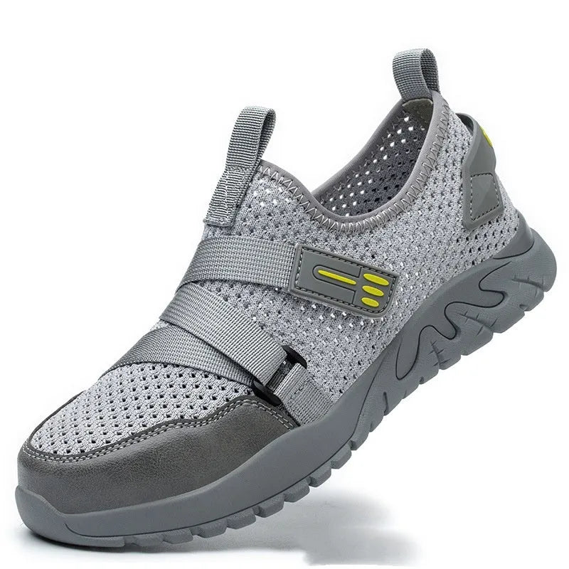 Men's insulated anti-smash anti-puncture safety work boots with rubber soles in grey colour