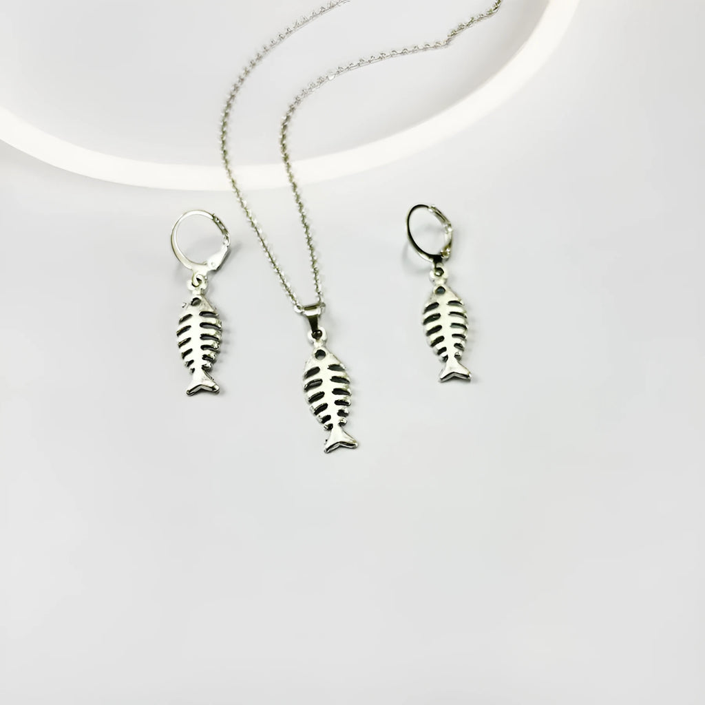 Retro fishbone-themed alloy necklace with adjustable O-chain and matching earrings.