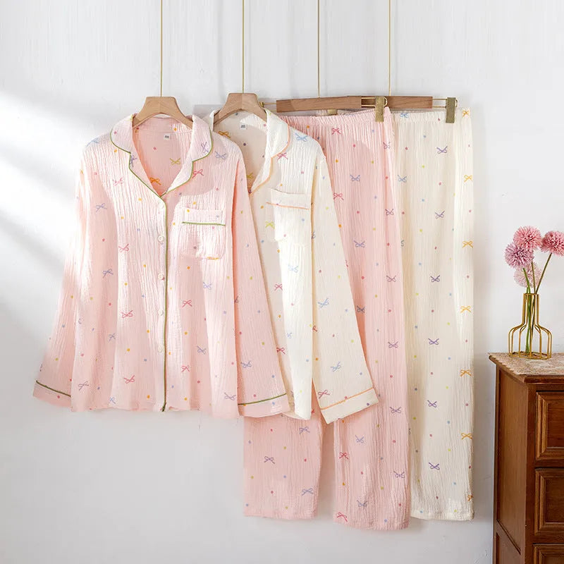 Women's cotton pajama set with long sleeves and trousers in pink colour