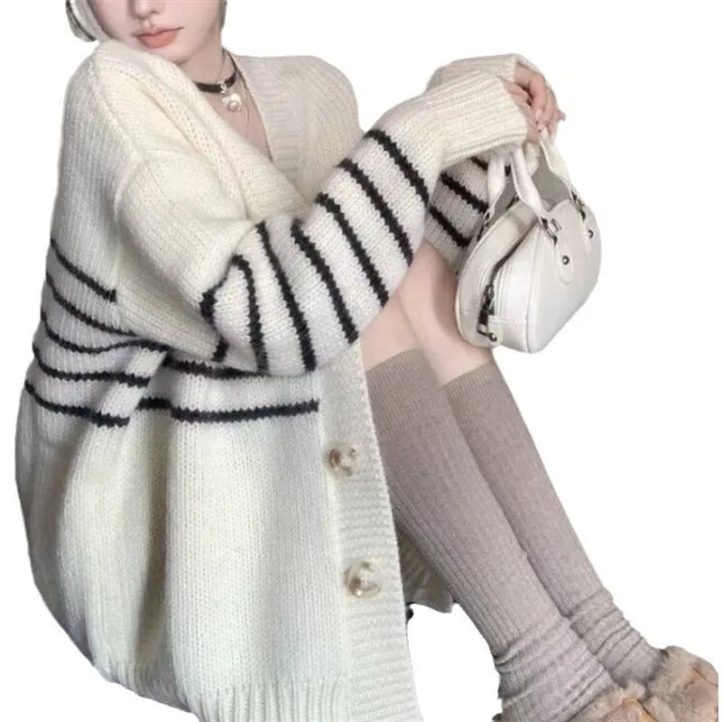 Collar button cardigan with 3D pattern in Japanese Korean casual style