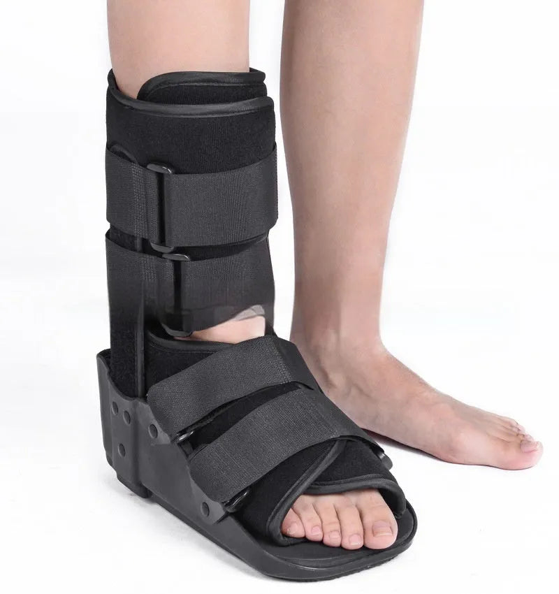 Achilles tendon rehabilitation walking boot with adjustable aluminium footplate in grey colour