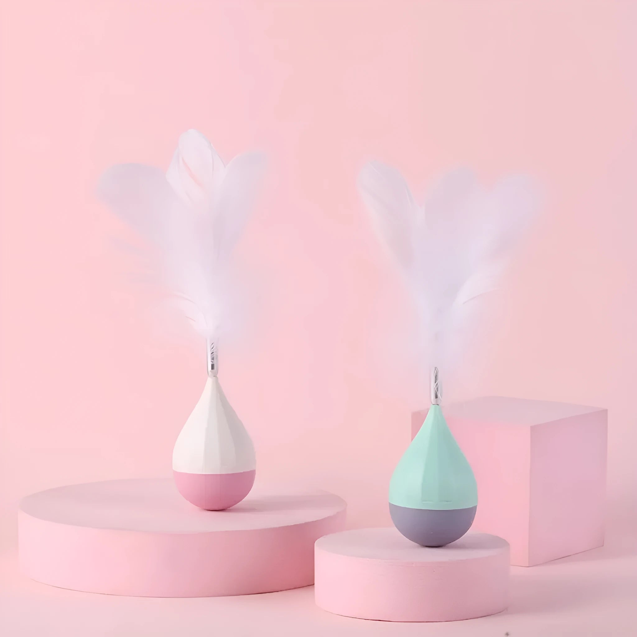 Green feather tumbler cat toy with aluminium alloy tease stick and goose feather teaser